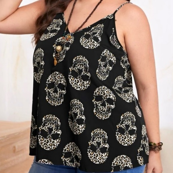 Emery Rose Tops - Leopard Skull Print Black Women's Top